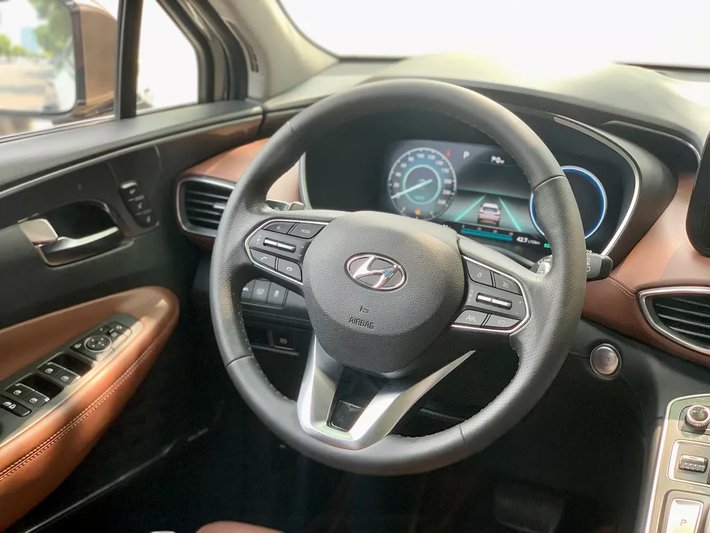 Hyundai Santafe 2.5 Premium sản xuất 2021 bản xăng cao cấp
