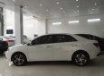 Cần bán xe Zotye Z300 1.6 AT đời 2016, màu trắng 