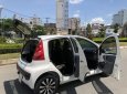 Bán Peugeot 107 nhập mới 2011, số tự động 6 cấp, 4 túi khí an toàn, nội thất xám