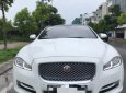 Cần bán xe cũ Jaguar XJ AT đời 2017, màu trắng, nhập khẩu 