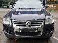 Cần bán Volkswagen Touareg model 2009, màu đen, máy dầu