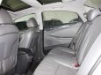 HCM: Hyundai Sonata 2011, màu trắng, xe nhập