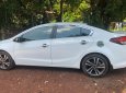 Cần bán xe Kia Cerato năm sản xuất 2018, màu trắng  