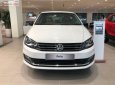 Bán xe Volkswagen Polo GP 1.6 AT năm sản xuất 2017, màu trắng, xe nhập