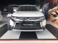 Mitsubishi Outlander 2019, KM khủng, chỉ cần 270tr để sở hữu, liên hệ: 0935.782.728 Vũ Quang