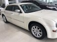 Bán ô tô Chrysler 300 2010, màu trắng, xe nhập, giá tốt