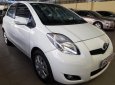 Cần bán Toyota Yaris 1.3 năm 2012, màu trắng
