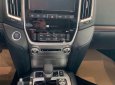 Bán ô tô Toyota Land Cruiser 4.7 VX sản xuất 2019, màu đen, xe nhập