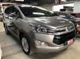 Cần bán Toyota Innova 2.0V bản Vip đời 2017, giá còn giảm mạnh, liên hệ 0907969685 gặp em Mỵ