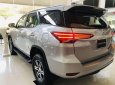 Cần bán Toyota Fortuner MT sản xuất năm 2019 giá tốt