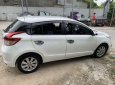 Cần bán lại xe Toyota Yaris AT đời 2017, màu trắng, xe nhập, giá chỉ 580 triệu