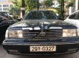 Cần bán gấp Toyota Crown MT sản xuất 1993, màu đen số sàn