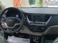Cần bán Hyundai Accent 2019, màu kem (be)