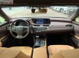 Cần bán lại xe Lexus ES 250 sản xuất năm 2019, xe nhập
