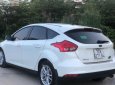 Bán Ford Focus sản xuất 2018, màu trắng, giá chỉ 569 triệu