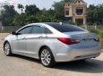 Cần bán Hyundai Sonata sản xuất 2011, màu bạc, xe nhập chính hãng.