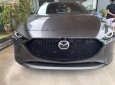 Bán Mazda 3 1.5L Sport năm sản xuất 2019, màu xám, giá chỉ 859 triệu