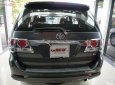 Cần bán Toyota Fortuner 2013, màu xám xe còn mới nguyên