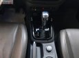 Xe Chevrolet Colorado High Country 2.8L 4x4 AT sản xuất năm 2017, màu trắng, xe nhập giá cạnh tranh