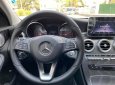 Cần bán gấp Mercedes C200 đời 2018, màu đen