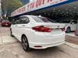 Cần bán gấp Honda City 1.5CVT sản xuất 2016, màu trắng  
