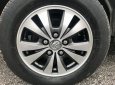 Cần bán lại xe Toyota Innova E sản xuất năm 2015, màu bạc