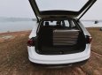 Cần bán Volkswagen Tiguan năm sản xuất 2018, màu trắng, xe nhập