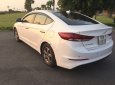 Cần bán lại xe Hyundai Elantra 2019, màu trắng, nhập khẩu số sàn, giá tốt