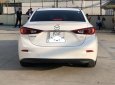 Cần bán gấp chiếc xe Mazda 3 sản xuất 2017, màu trắng, hỗ trợ trả góp 70% giá trị xe