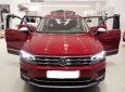 Bán xe Volkswagen Tiguan Luxury đời 2018, màu đỏ, xe nhập