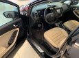 Cần bán gấp Kia Cerato năm sx 2017, màu đen