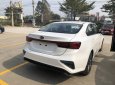 Bán xe Kia Cerato năm sản xuất 2020, màu trắng, giá 559tr