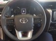 Cần bán Toyota Innova năm sản xuất 2020, màu bạc
