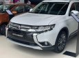 Bán Mitsubishi Outlander 2.0 CVT Premium sản xuất 2019, màu trắng