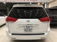 Cần bán lại xe Toyota Sienna đời 2014, màu trắng, xe nhập