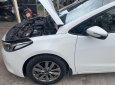 Xe Kia Cerato đời 2017, màu trắng, 450 triệu