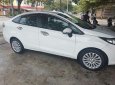 Cần bán xe Ford Fiesta năm sản xuất 2011, màu trắng giá cạnh tranh