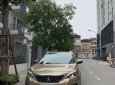 Cần bán xe Peugeot 3008 2019, màu vàng như mới