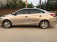 Cần bán lại xe Toyota Vios sản xuất 2017, màu vàng