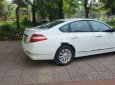 Cần bán gấp Nissan Teana 2011, màu trắng, nhập khẩu nguyên chiếc số tự động, giá 370tr