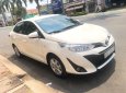 Cần bán gấp Toyota Vios E 2018, màu trắng xe gia đình giá cạnh tranh