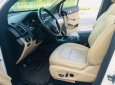 Cần bán Ford Explorer Limited 2.3L EcoBoost sản xuất 2016, màu trắng 
