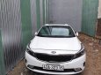 Bán xe Kia Cerato trắng 1,6AT đời 2017, đăng ký 1/2018