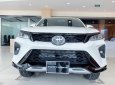 Toyota Fortuner 2021 nhiều ưu đãi, giảm giá sâu, tặng phụ kiện, đủ màu, sẵn xe giao ngay