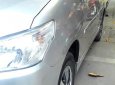 Cần bán Toyota Innova năm 2015, màu bạc còn mới