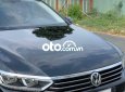 Bán Volkswagen Passat năm sản xuất 2016, màu đen, nhập khẩu 