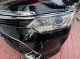 Cần bán Toyota Camry 2.0E sản xuất năm 2017, màu đen còn mới