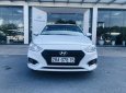 Cần bán gấp Hyundai Accent 1.4 MT đời 2018, màu trắng