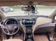 Bán xe Hyundai Santa Fe đời 2016, màu nâu còn mới