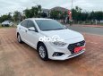 Cần bán lại xe Hyundai Accent sản xuất 2018, màu trắng